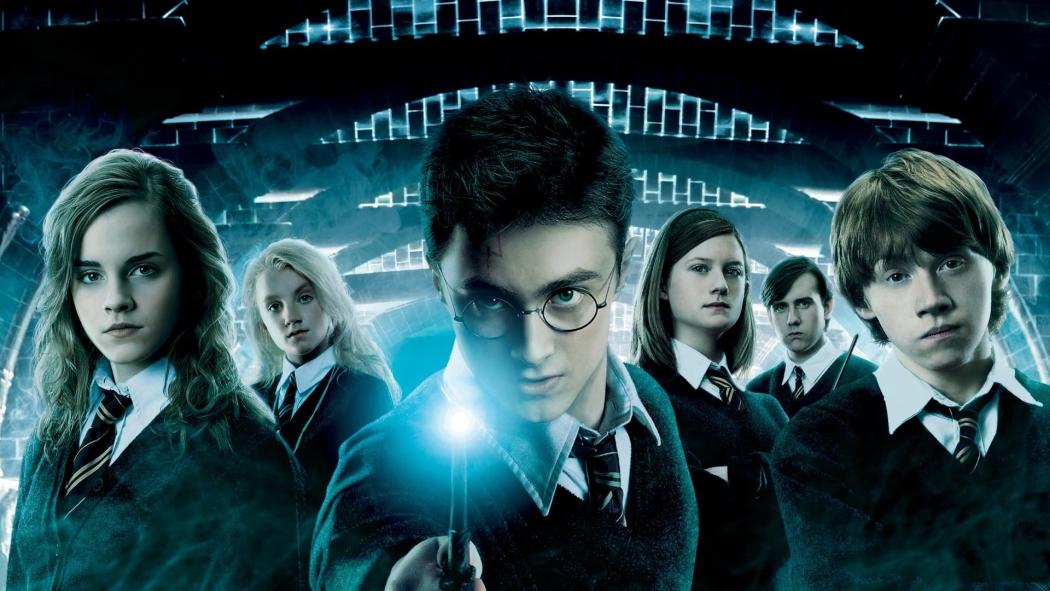Harry Potter ve Zümrüdüanka Yoldaşlığı izle